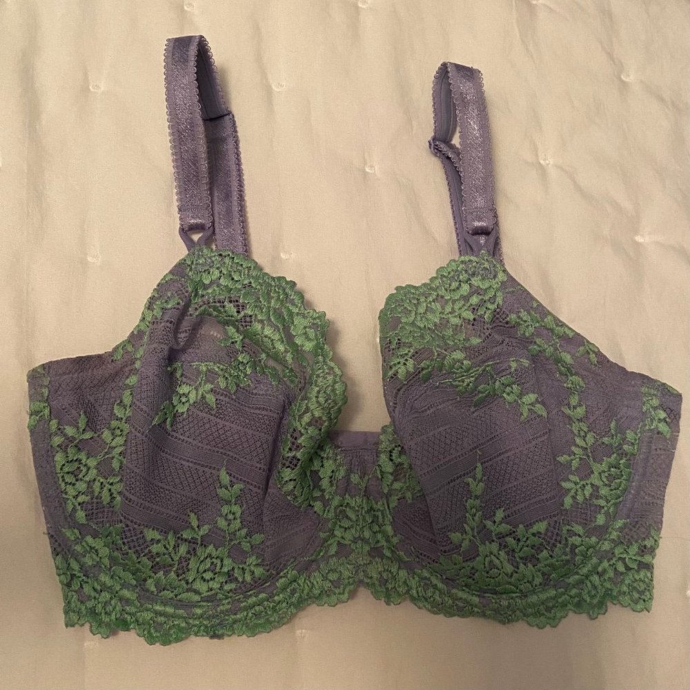 Wacoal Embrace Lace Underwire Bra 65191Size 34DD